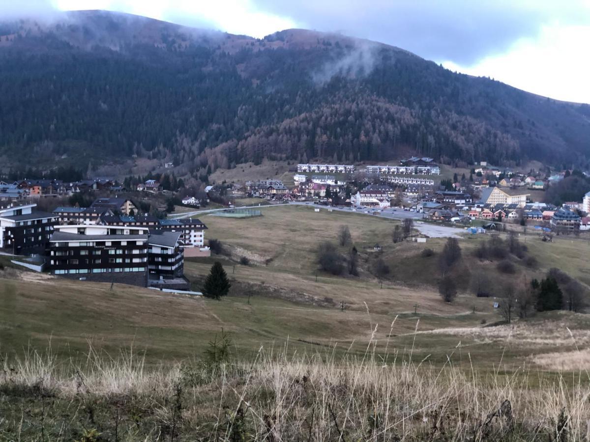 Utulny Apartman Triangel 50M Od Lyziarskeho Vleku Zahradky Donovaly Luaran gambar